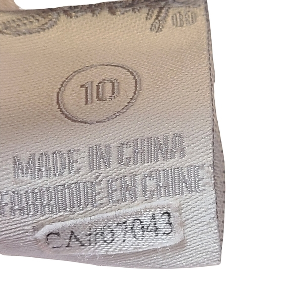 Seven 7 ladies Sz.10 white mid rise knee length jean shorts casual denimcore - Picture 4 of 9